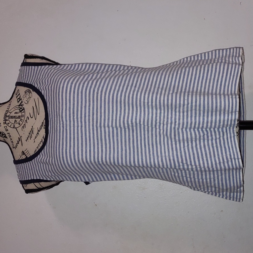 Liz Claiborne Striped Sleeveless Tops Size L  100% Cotton Stretch